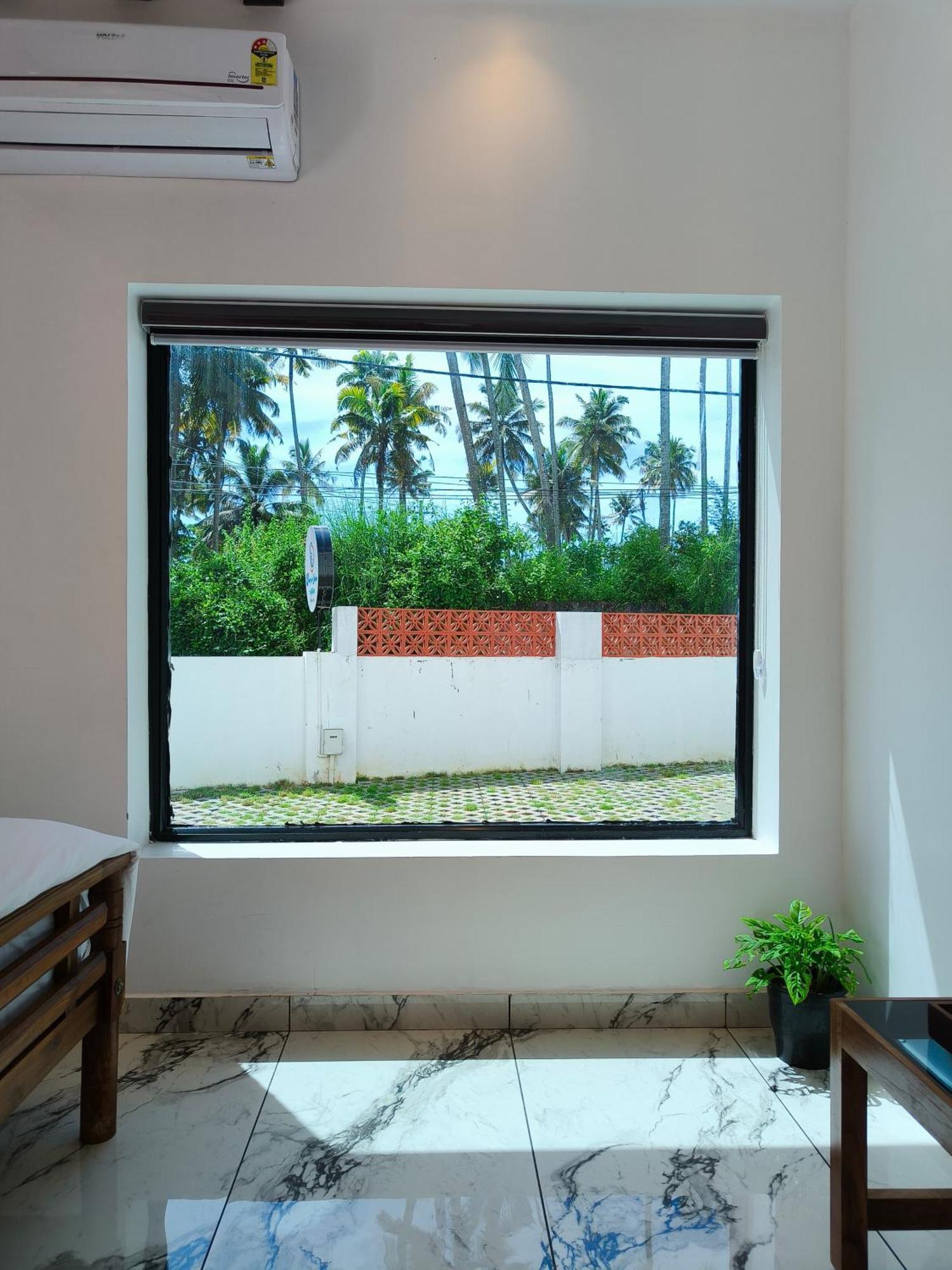 Wavealokam Beach Retreat Varkala Esterno foto